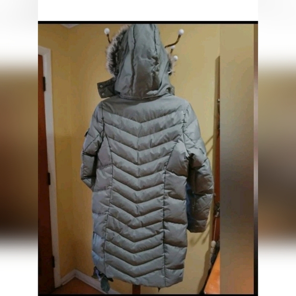 Ladies Eddie Bauer Down Sun Valley Parka jacket coat Size Small - Picture 3 of 10